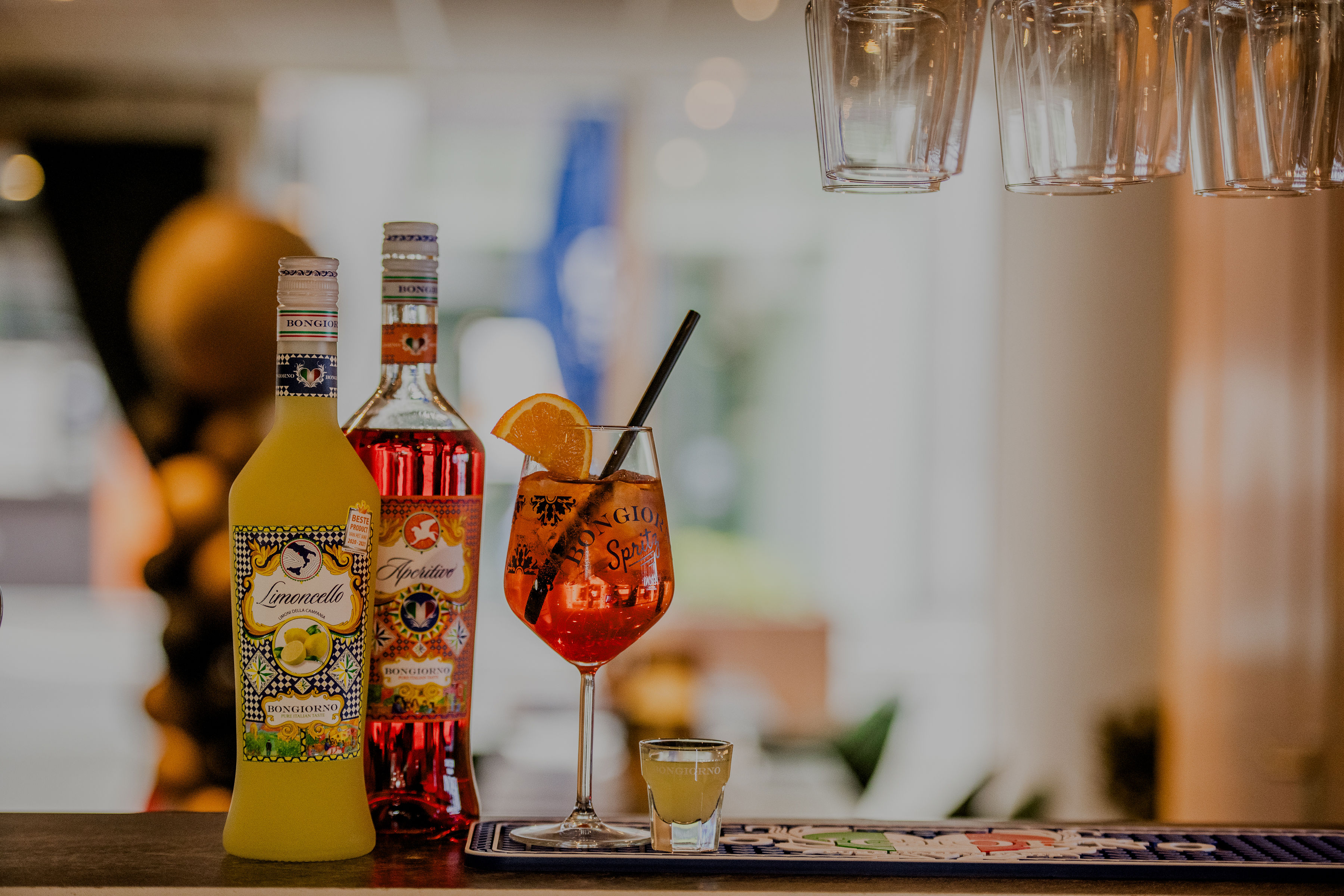 Il Padrino bar met Limoncello en Aperol Spritz